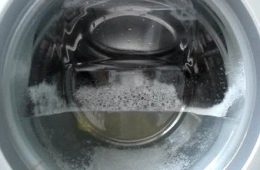Стиральная машина не сливает воду – что делать?